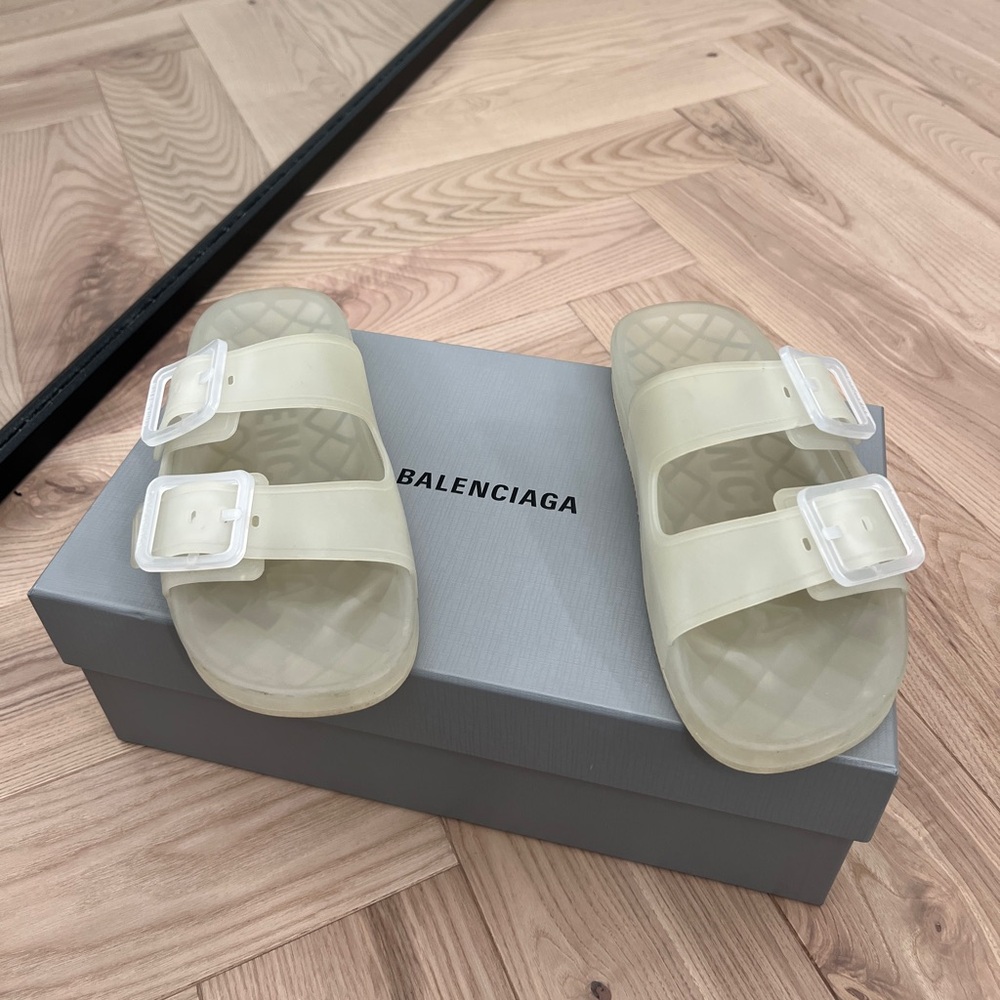 Balenciaga Mallorca transparent rubber sandals.